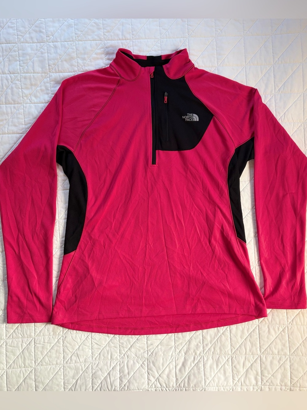 The North Face Women’s Quarter Zip Pullover Red & Black XL